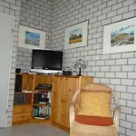 Semesterbostad 041 *